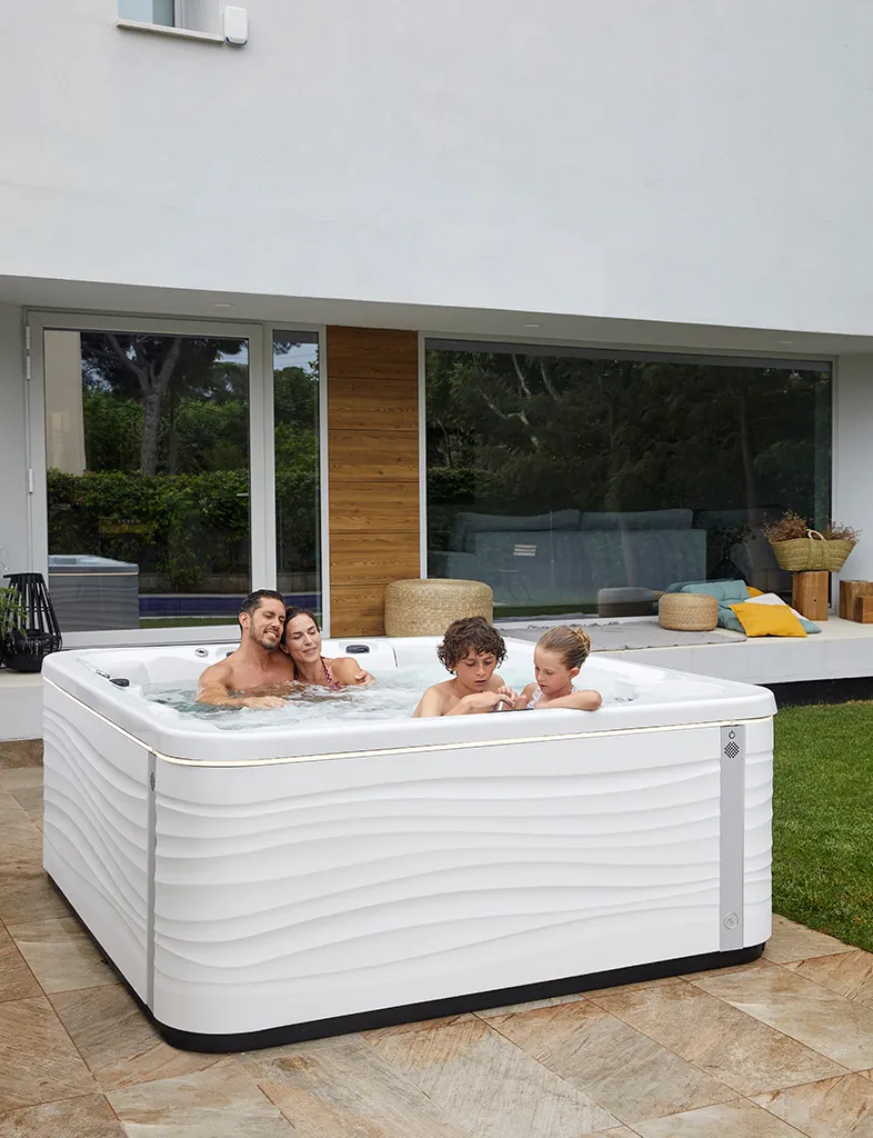 jacuzzi aquavia spa essence